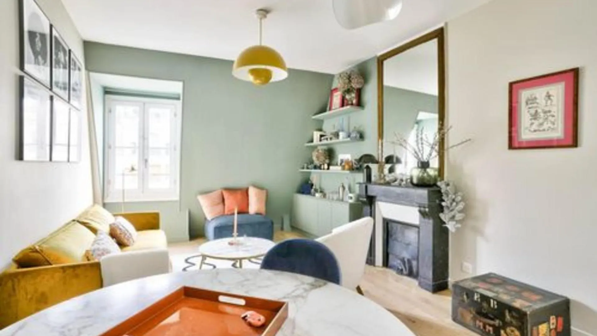 Charming Love Nest In Paris Apartment